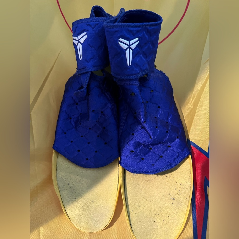 Rare Kobe VII 7 system Attack Strong insoles size 9.5